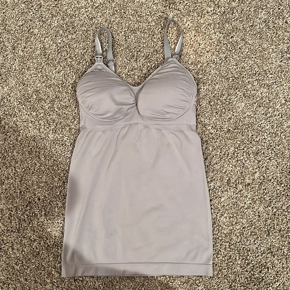 Nursing Tank & Nursing Bra - Picture 5 of 6